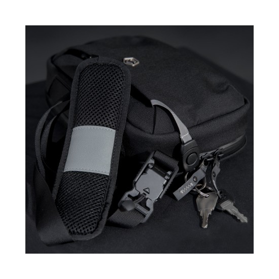 Consul Horizontal Sling Pouch Pentagon