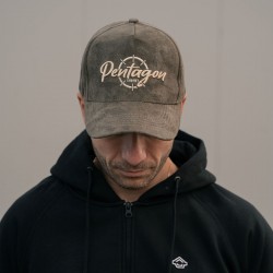 Liam Velvet Cap Pentagon