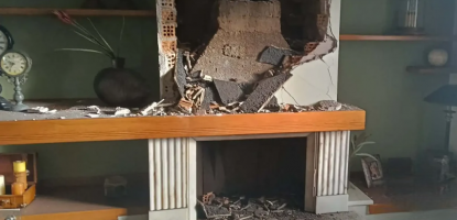 Κεραυνός προκάλεσε σοβαρές ζημιές σε κατοικία στην Πρέβεζα – Κατέρρευσαν στέγη και τοίχος