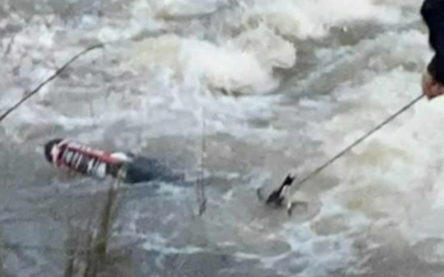 Κοζάνη: Κυνηγοί έσωσαν νεαρό που παρασύρθηκε με τη μηχανή του από ορμητικά νερά