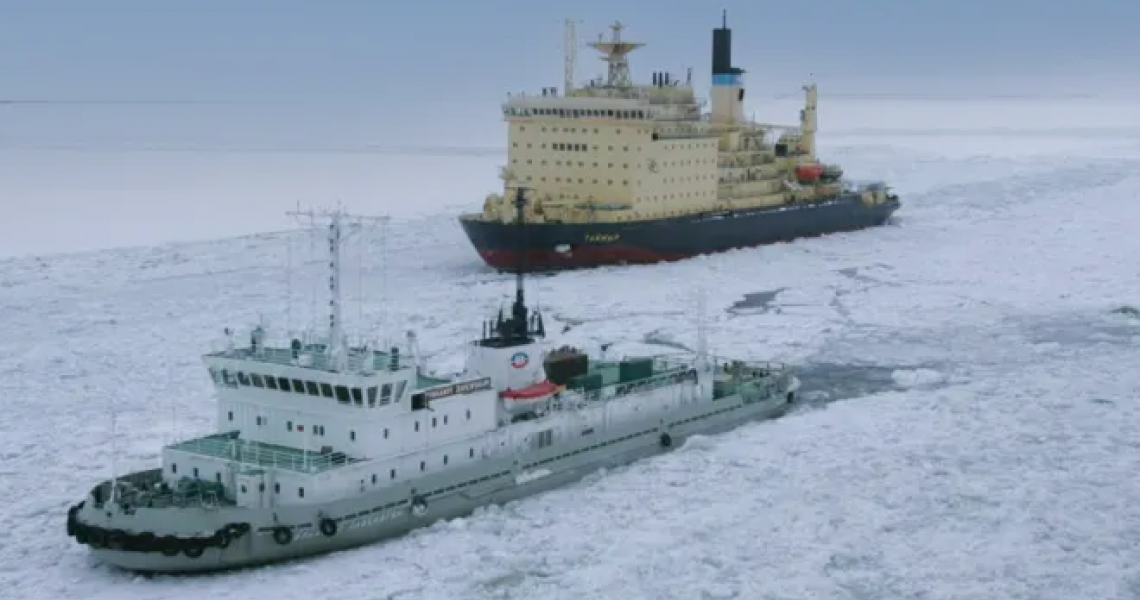 Ρωσικά παγοθραυστικά διέσωσαν τον γερμανικό τερματικό σταθμό υγροποιημένου φυσικού αερίου Mukran από την παγωμένη αιχμαλωσία