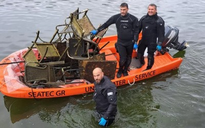 Ό,τι βυθίζεται ΔΕΝ εξαφανίζεται»: Η αθέατη πλευρά της Παμβώτιδας αποκαλύπτεται στην πλατεία Μαβίλη