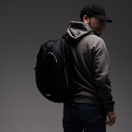 Phaeton "Born For Action" Hoodie Pentagon